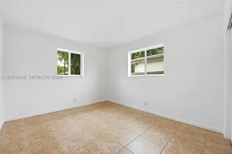2901 Cleveland Street Hollywood FL 33020