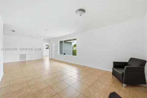 2901 Cleveland Street Hollywood FL 33020