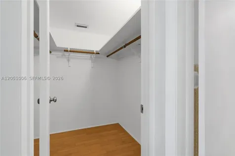 2851 Leonard Drive Aventura FL 33160