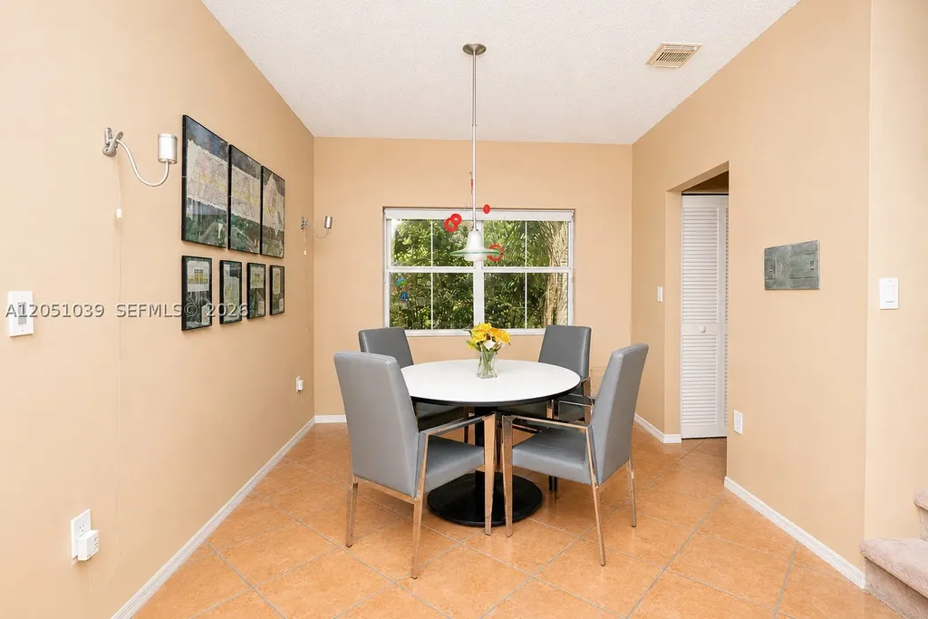 1115 Weeping Willow Way Hollywood FL 33019