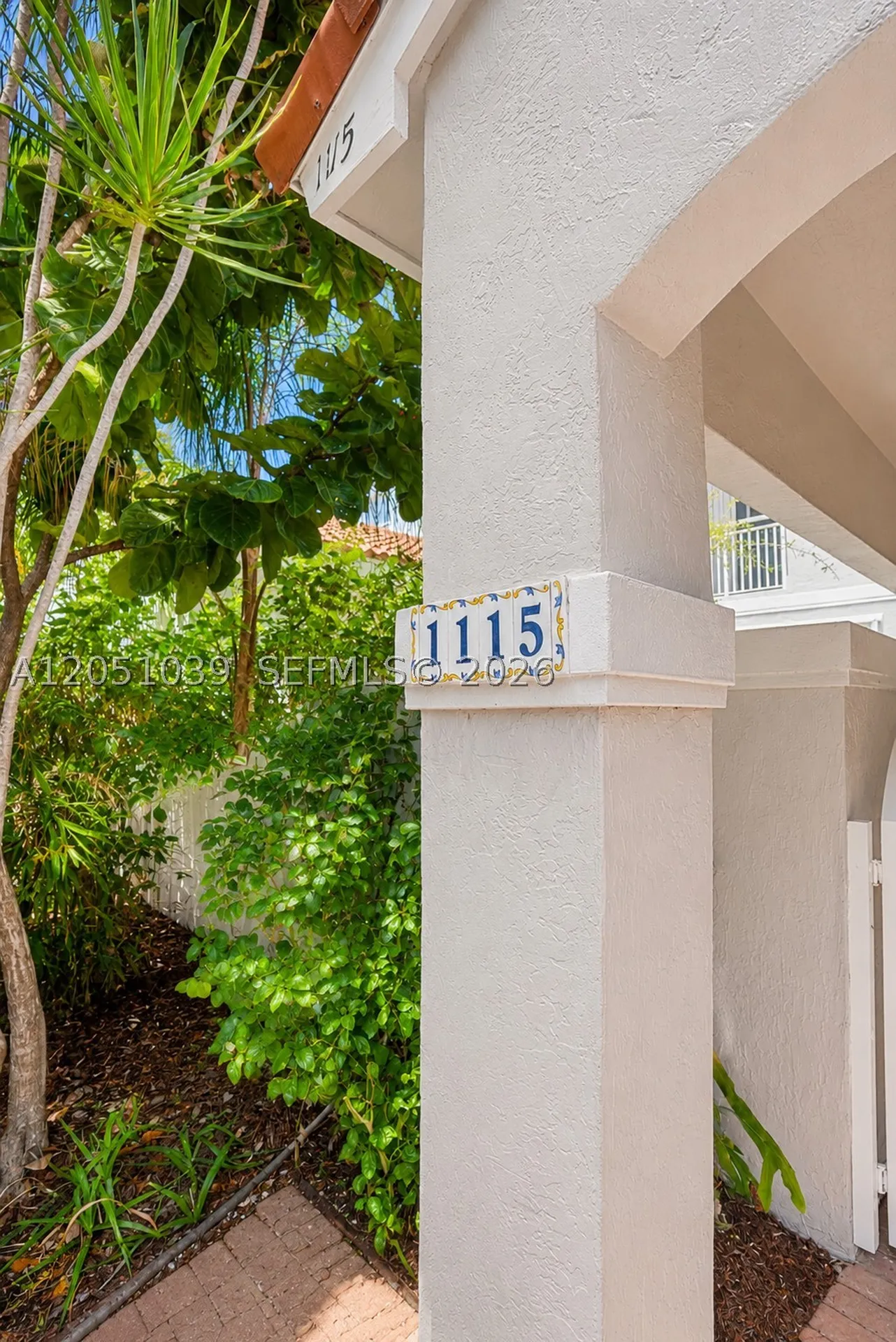 1115 Weeping Willow Way Hollywood FL 33019