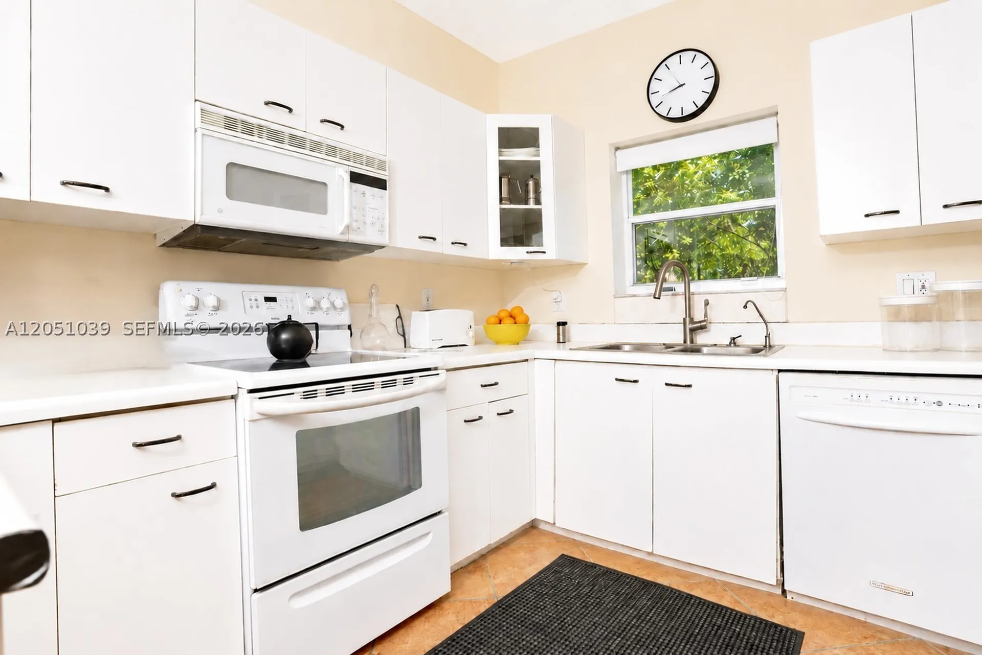 1115 Weeping Willow Way Hollywood FL 33019