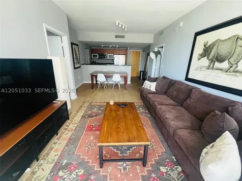 253 NE 2nd Street Miami FL 33132
