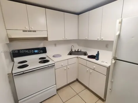 666 W 81st Street Hialeah FL 33014