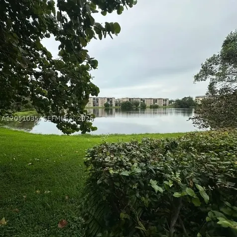 8875 Fontainebleau Boulevard Miami FL 33172