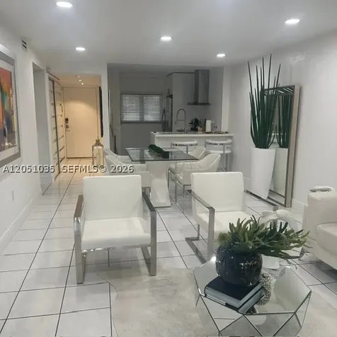 8875 Fontainebleau Boulevard Miami FL 33172
