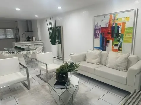 8875 Fontainebleau Boulevard Miami FL 33172