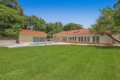 7030 Sunset Drive Miami FL 33143