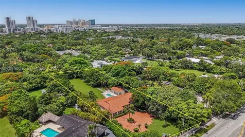 7030 Sunset Drive Miami FL 33143