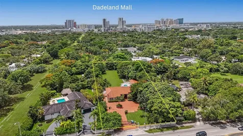 7030 Sunset Drive Miami FL 33143