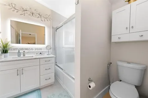 542 NW 208th Terrace Pembroke Pines FL 33029