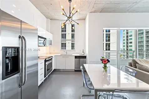 133 NE 2nd Avenue Miami FL 33132