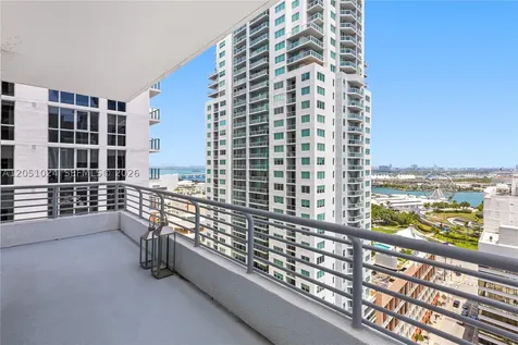 133 NE 2nd Avenue Miami FL 33132