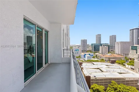 133 NE 2nd Avenue Miami FL 33132