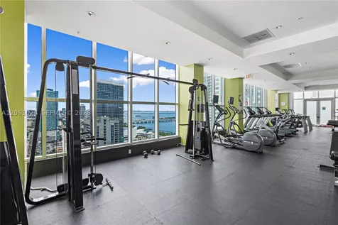 133 NE 2nd Avenue Miami FL 33132