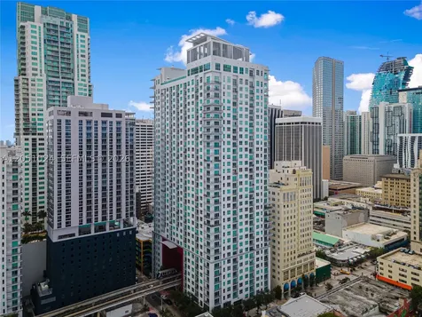 133 NE 2nd Avenue Miami FL 33132