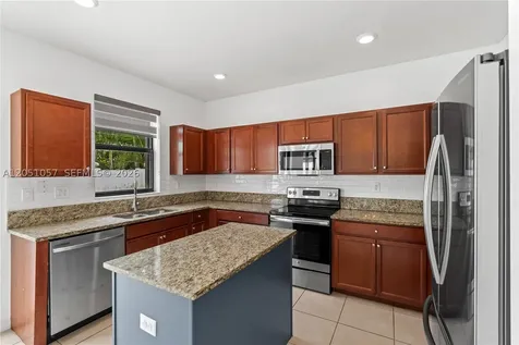 3573 W 93rd Place Hialeah FL 33018