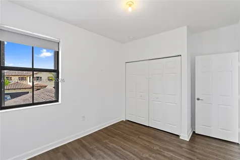 3573 W 93rd Place Hialeah FL 33018