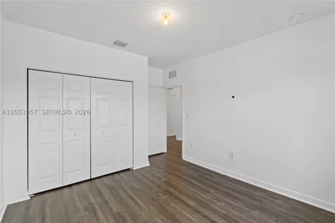 3573 W 93rd Place Hialeah FL 33018