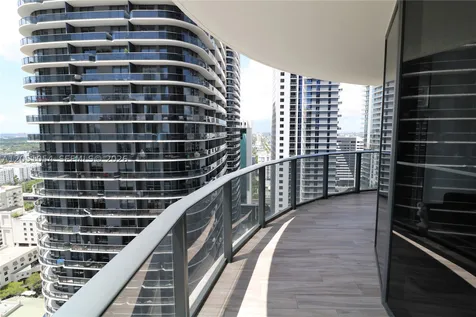 801 S Miami Avenue Miami FL 33130