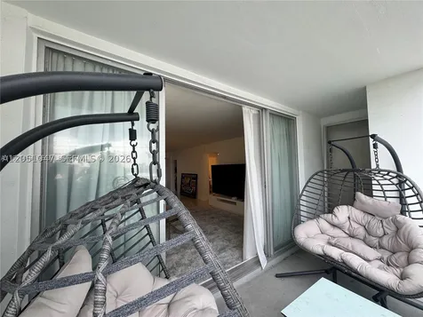 9381 E Bay Harbor Drive Bay Harbor Islands FL 33154