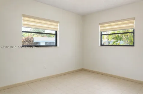 5221 SW 127th Place Miami FL 33175
