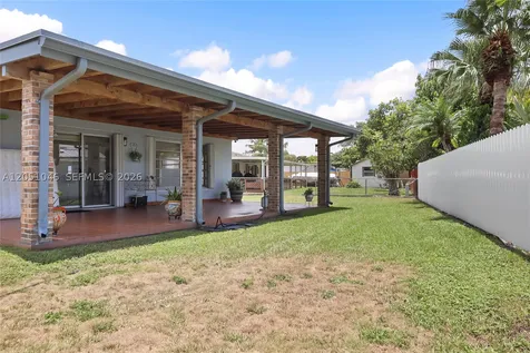 5221 SW 127th Place Miami FL 33175