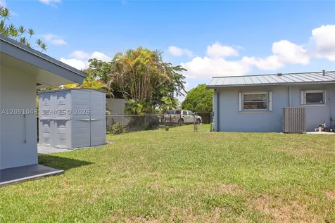 5221 SW 127th Place Miami FL 33175