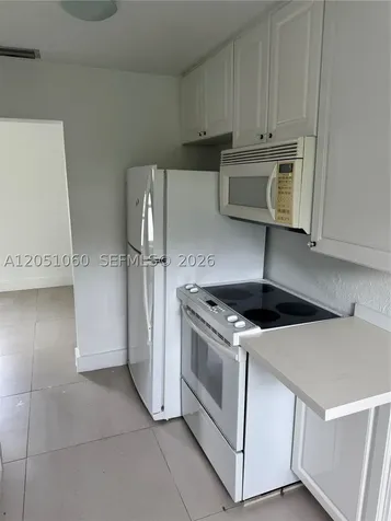 61 NW 53rd Street Miami FL 33127