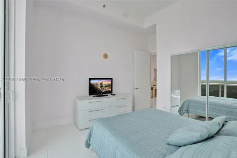 16001 Collins Avenue Sunny Isles Beach FL 33160