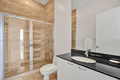 16001 Collins Avenue Sunny Isles Beach FL 33160