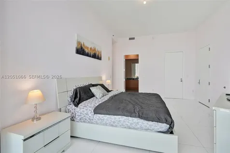 16001 Collins Avenue Sunny Isles Beach FL 33160