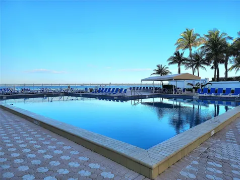 3505 S Ocean Drive Hollywood FL 33019