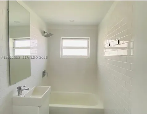 2001 NE 167th Street North Miami Beach FL 33162