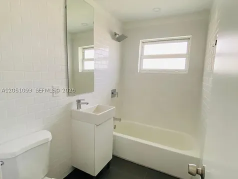 2001 NE 167th Street North Miami Beach FL 33162