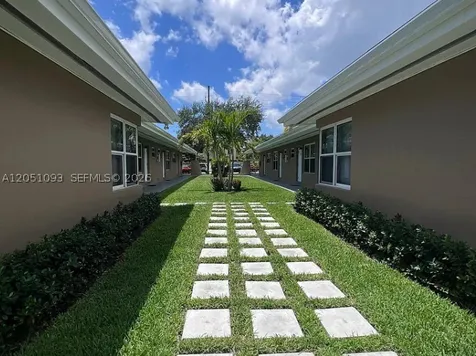 2001 NE 167th Street North Miami Beach FL 33162