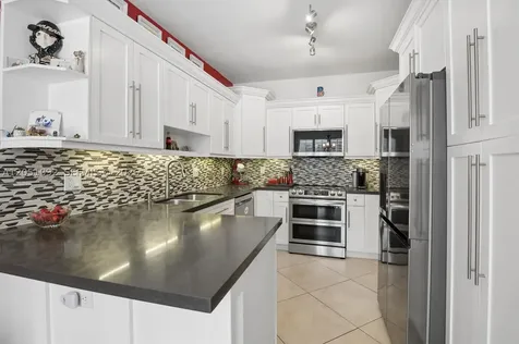 1140 Weeping Willow Way Hollywood FL 33019