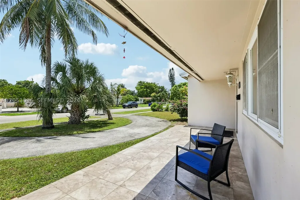 250 N 66th Avenue Hollywood FL 33024