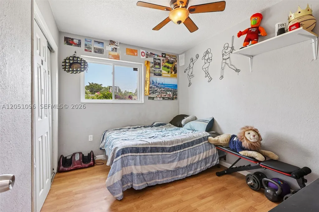 250 N 66th Avenue Hollywood FL 33024
