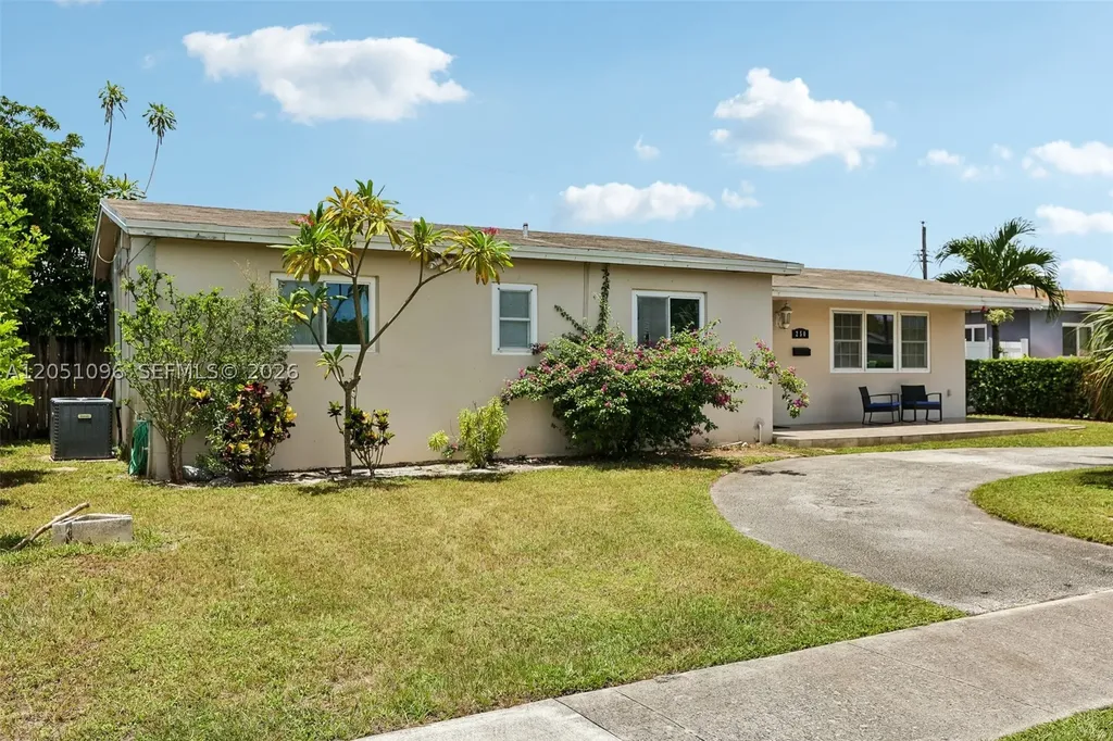 250 N 66th Avenue Hollywood FL 33024