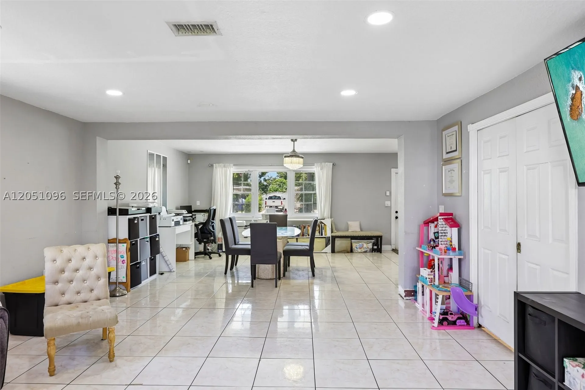 250 N 66th Avenue Hollywood FL 33024