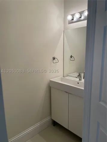 9441 N Palm Circle N Pembroke Pines FL 33025