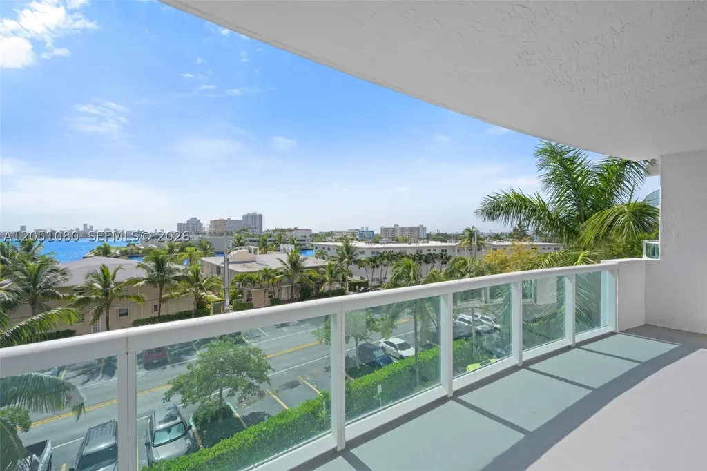 7910 Harbor Island Drive North Bay Village FL 33141