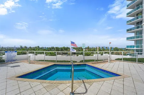 7910 Harbor Island Drive North Bay Village FL 33141