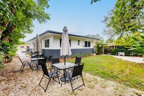10757 NE 2 Court Miami FL 33161