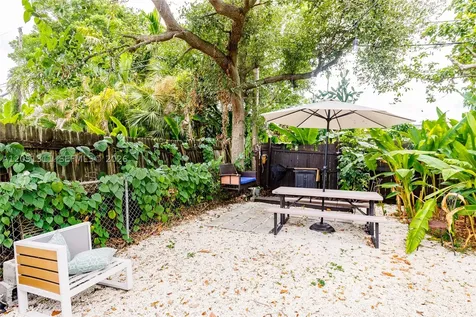 10757 NE 2 Court Miami FL 33161
