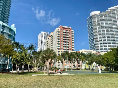 2000 N Bayshore Drive Miami FL 33137