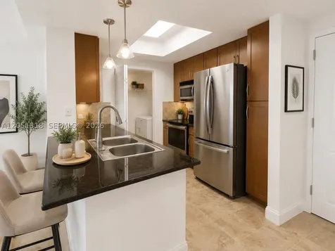 2000 N Bayshore Drive Miami FL 33137
