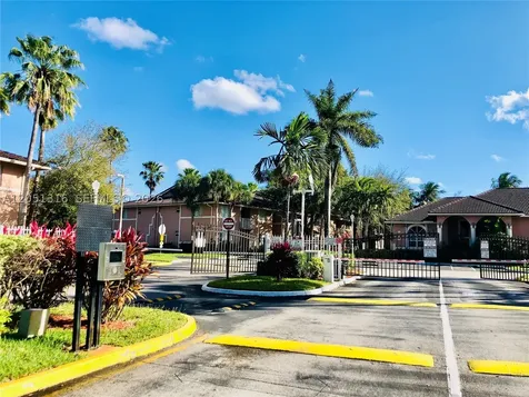 3211 Sabal Palm Manor Davie FL 33024