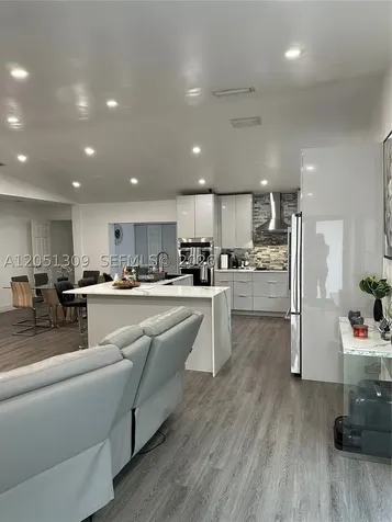 5923 SW 147th Place Miami FL 33193